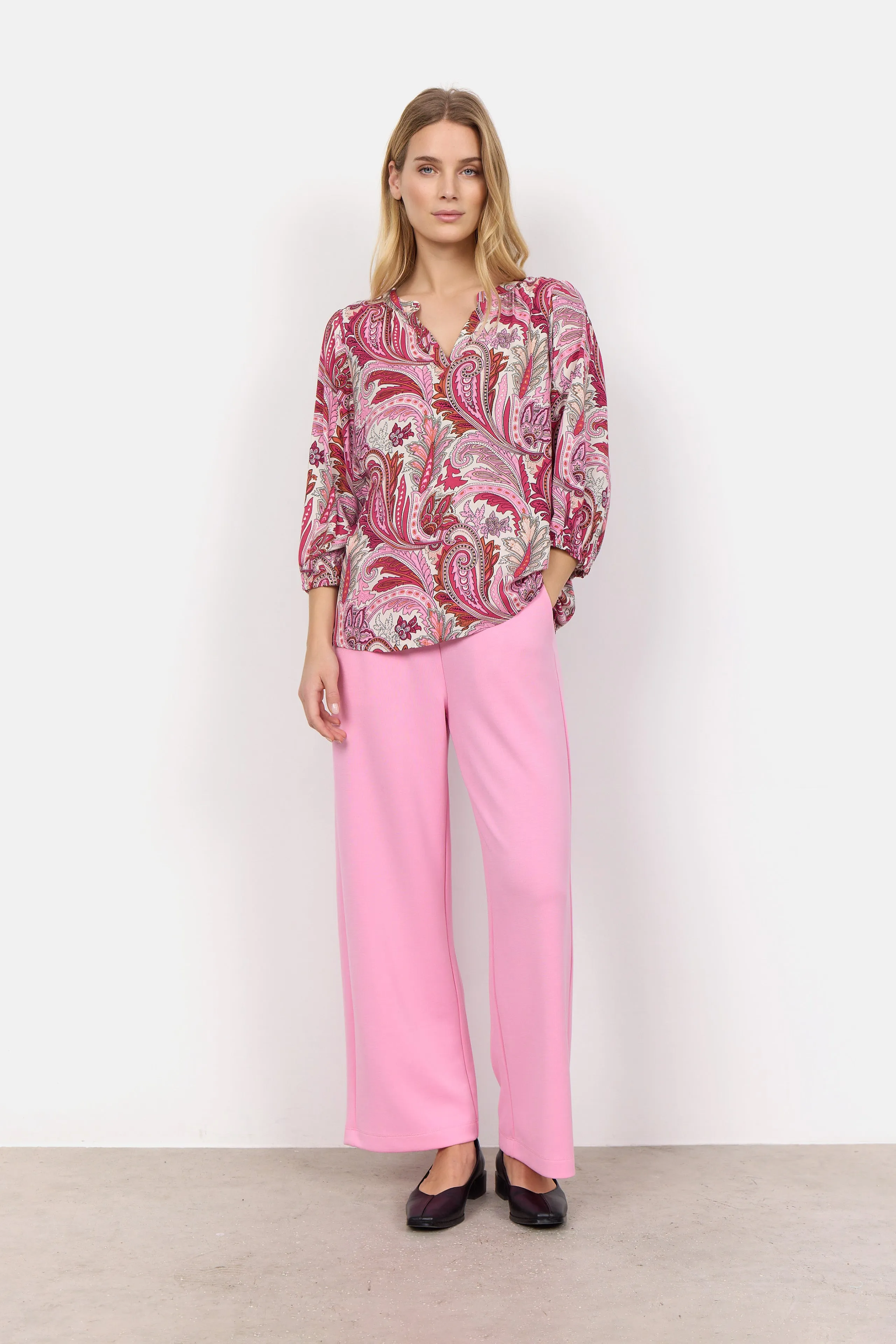 40549- Pink Print Donia Blouse - Soya Concept