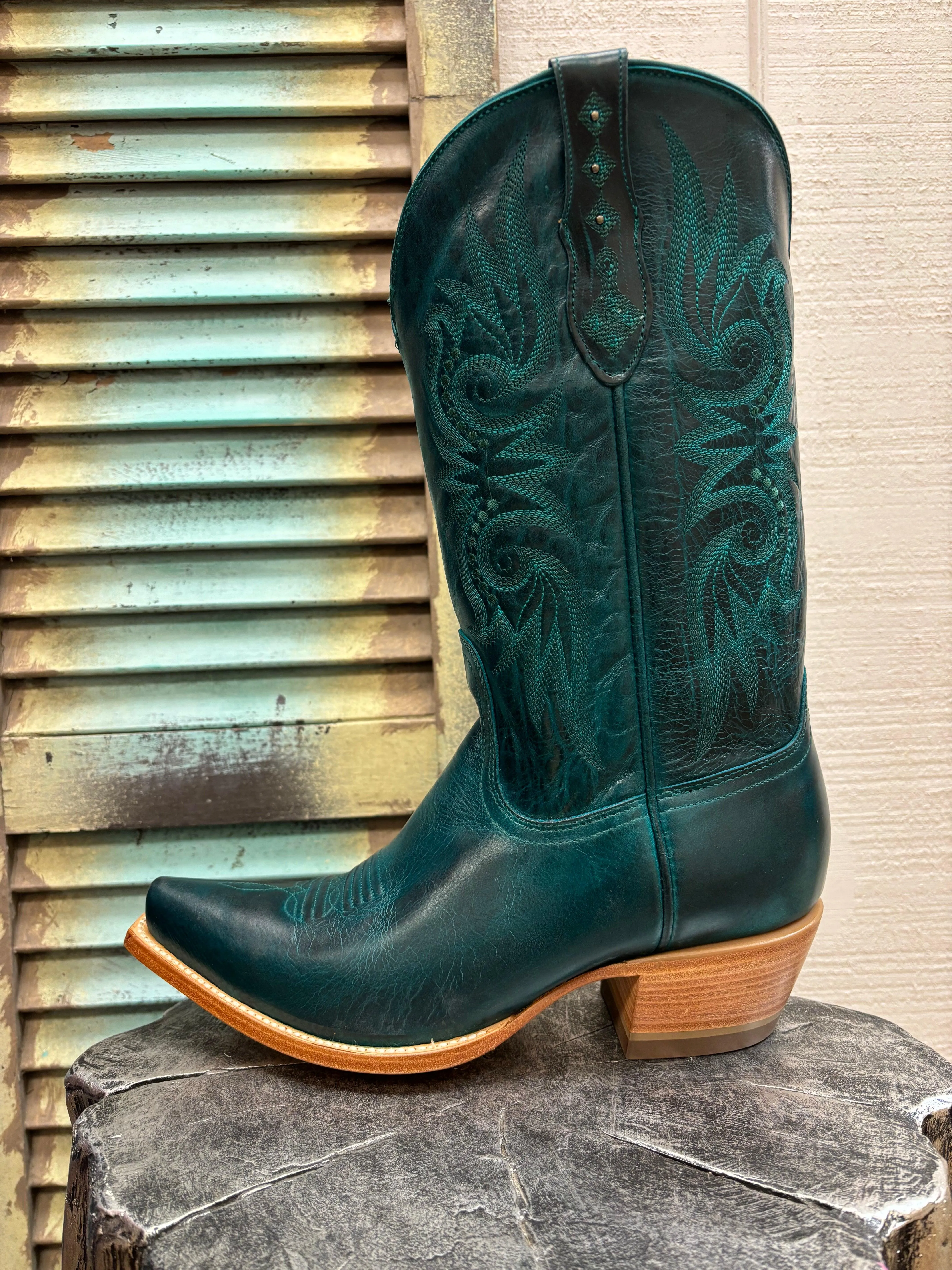 Black Star Women’s Paradise Laguna Blue Snip Toe Western Cowgirl Boots WBSN031