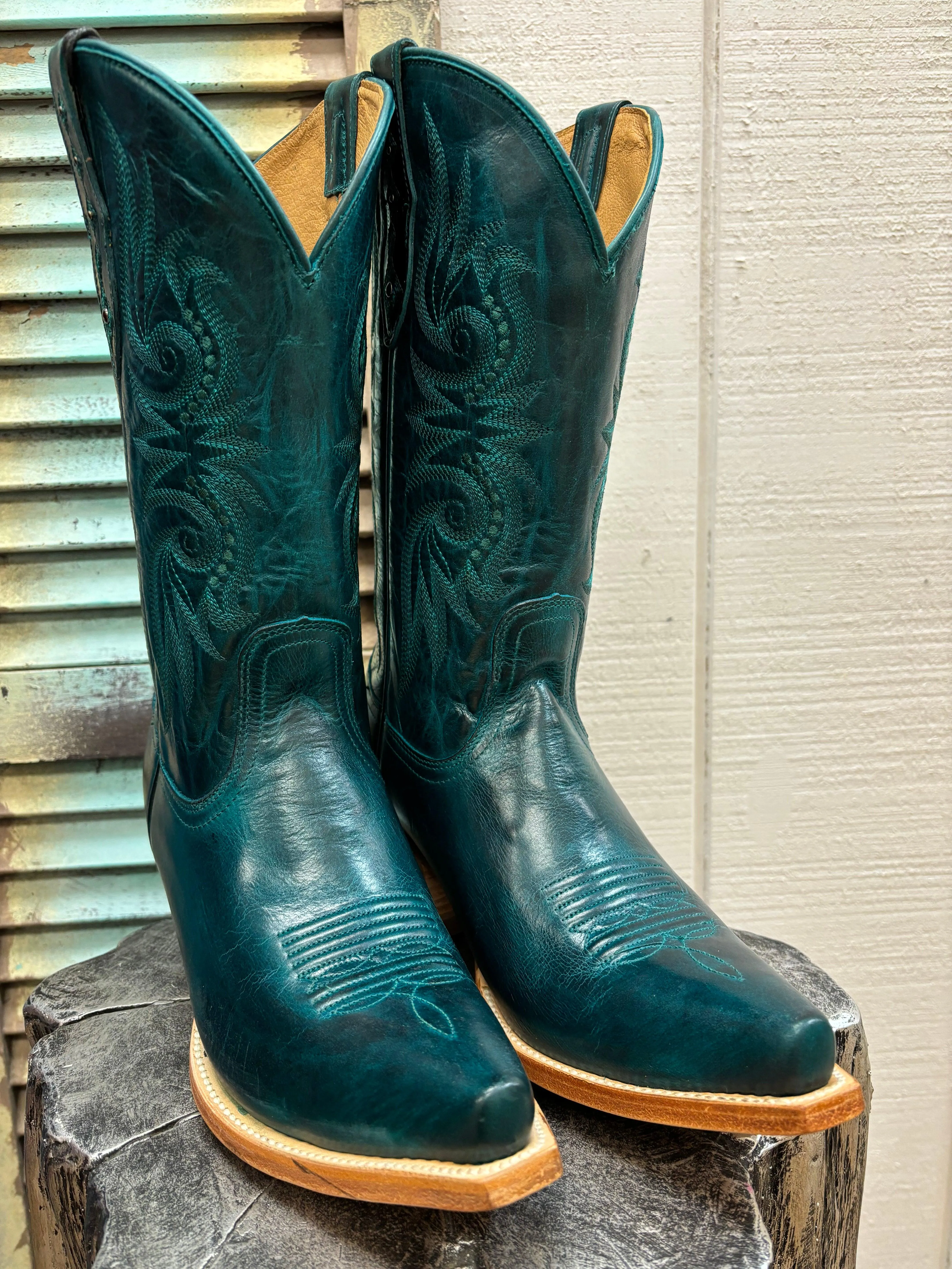 Black Star Women’s Paradise Laguna Blue Snip Toe Western Cowgirl Boots WBSN031