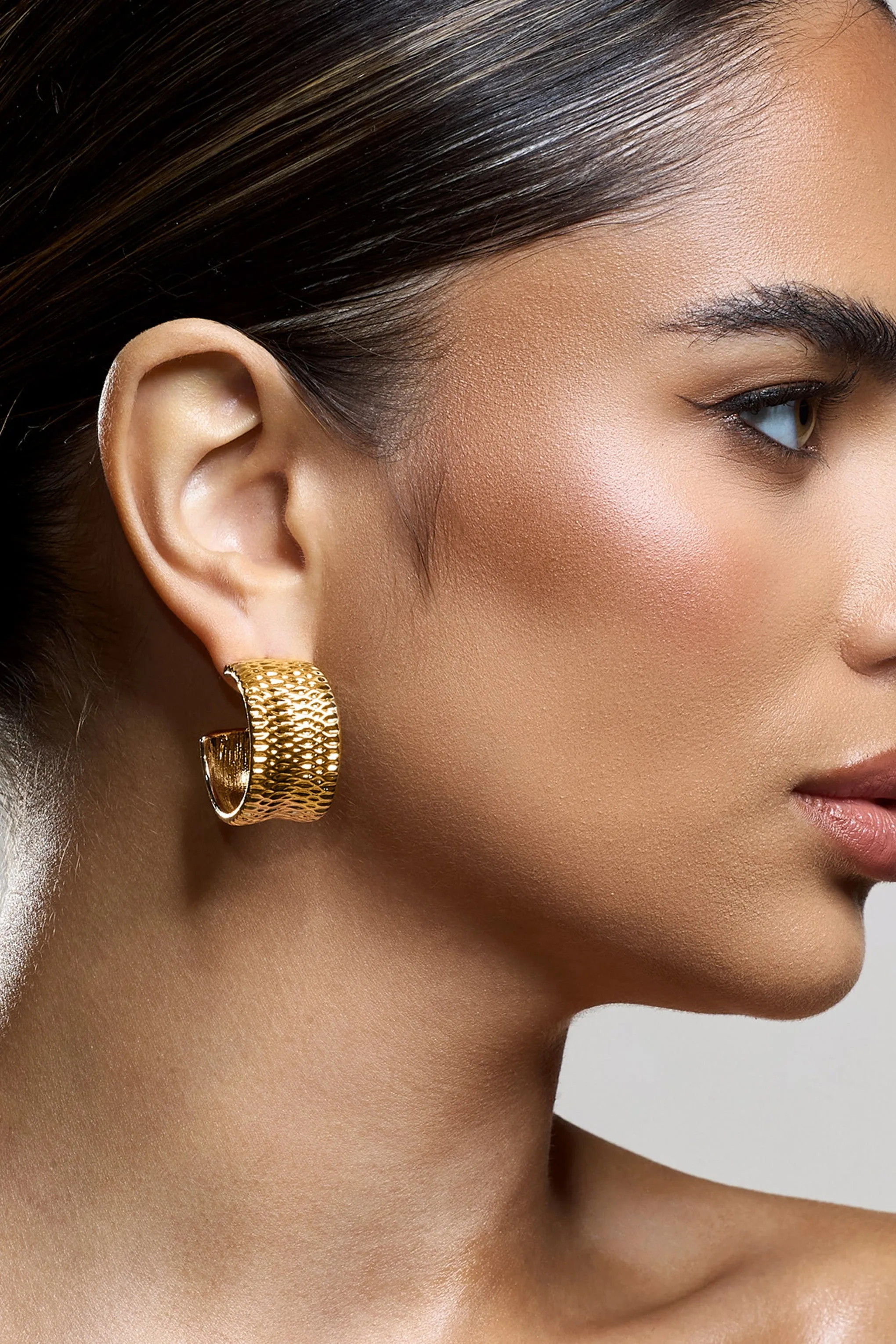 Corda | Gold Textured Chunky Hoop Earrings